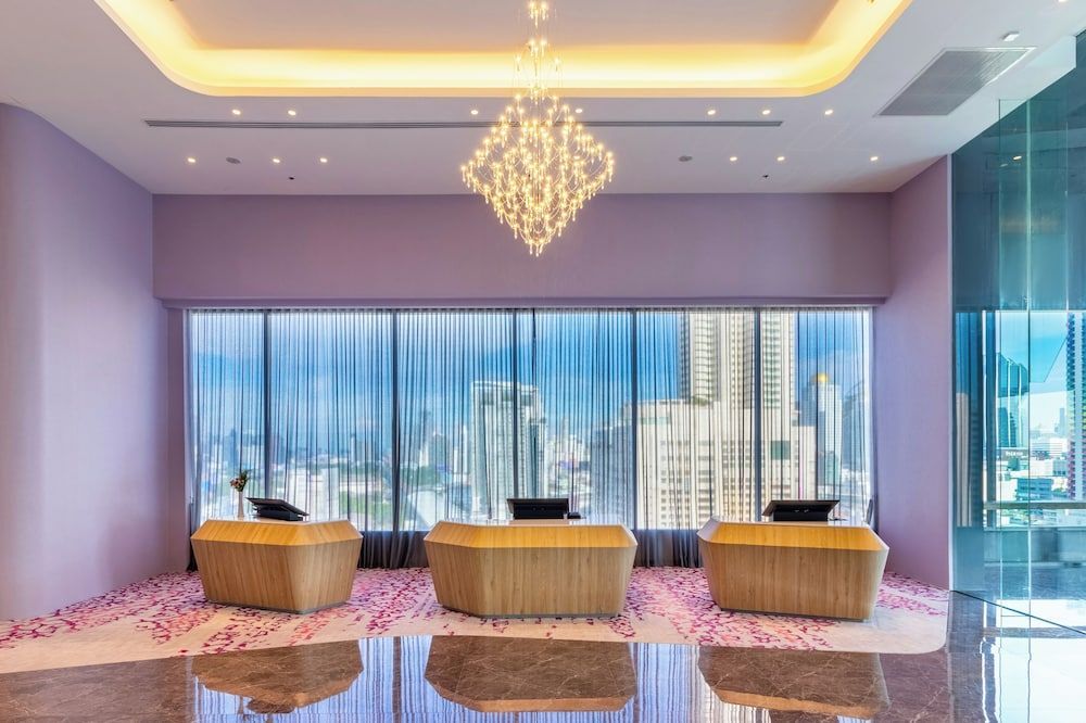 Queensland Hotel Bangkok 2