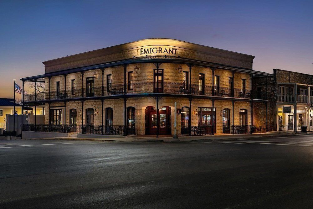 Emigrant Boutique Hotel 1