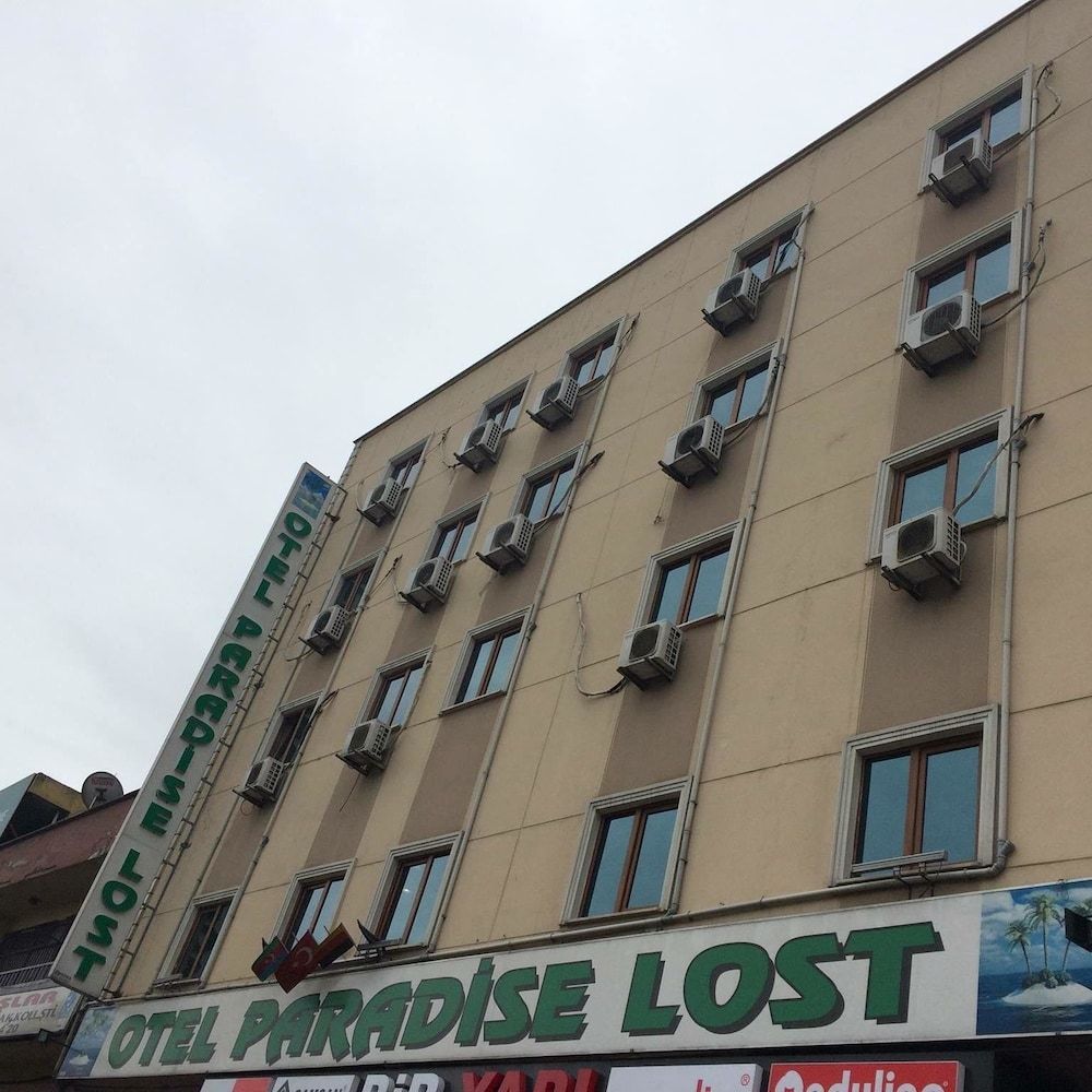 Paradıse lost otel 1