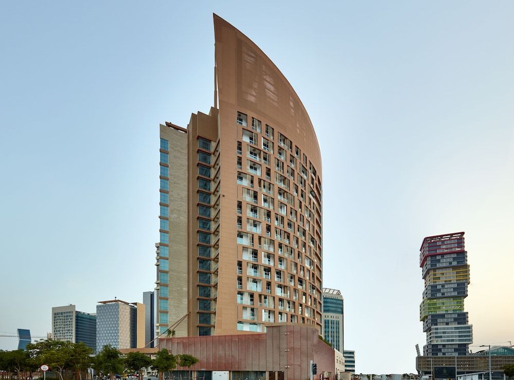 Staybridge Suites DOHA LUSAIL by IHG 1