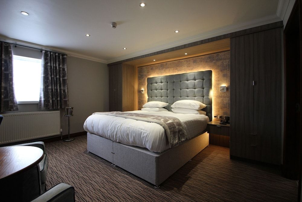 Pastures Hotel 2