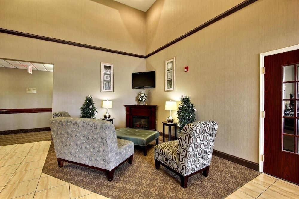 Magnolia Inn and Suites Pooler 2