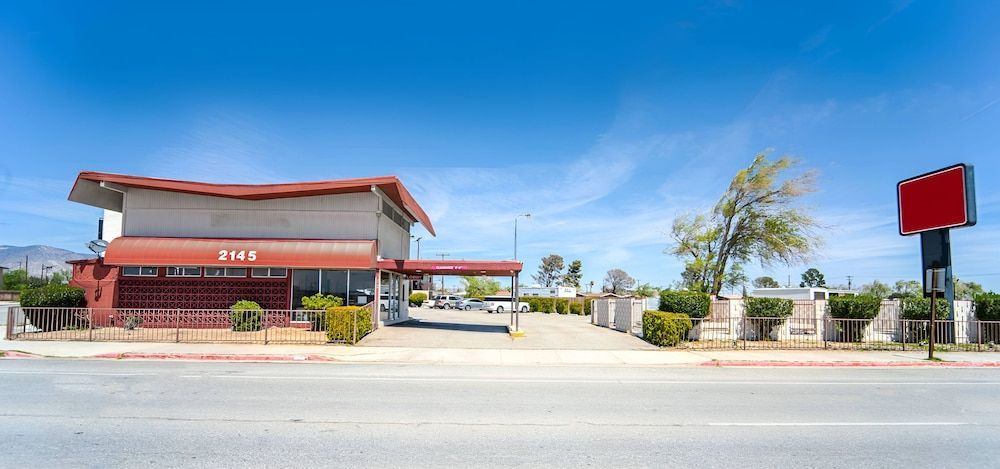 Mojave Hotel 1