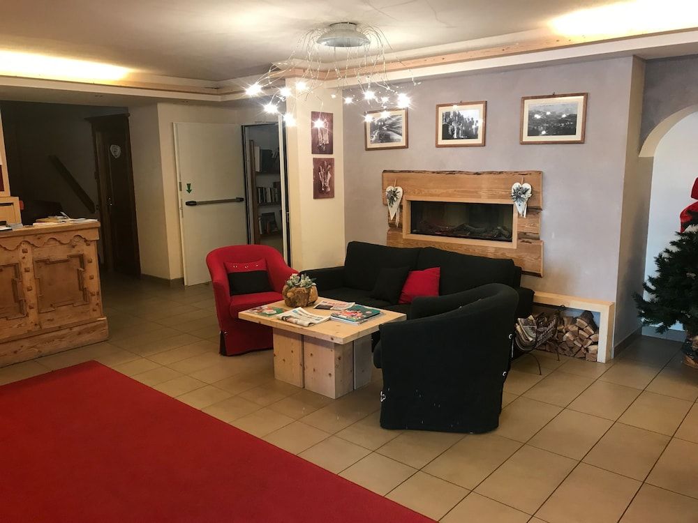 Alpen Family Hotel Someda 2