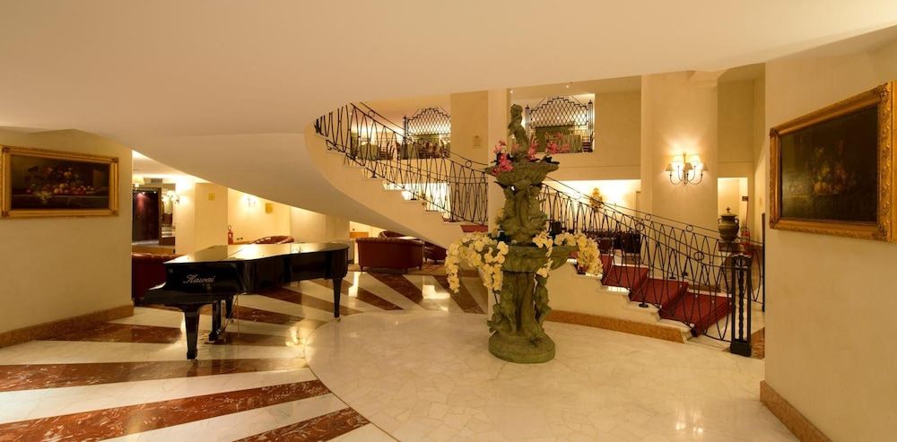 Grand Hotel Barone Di Sassj 2