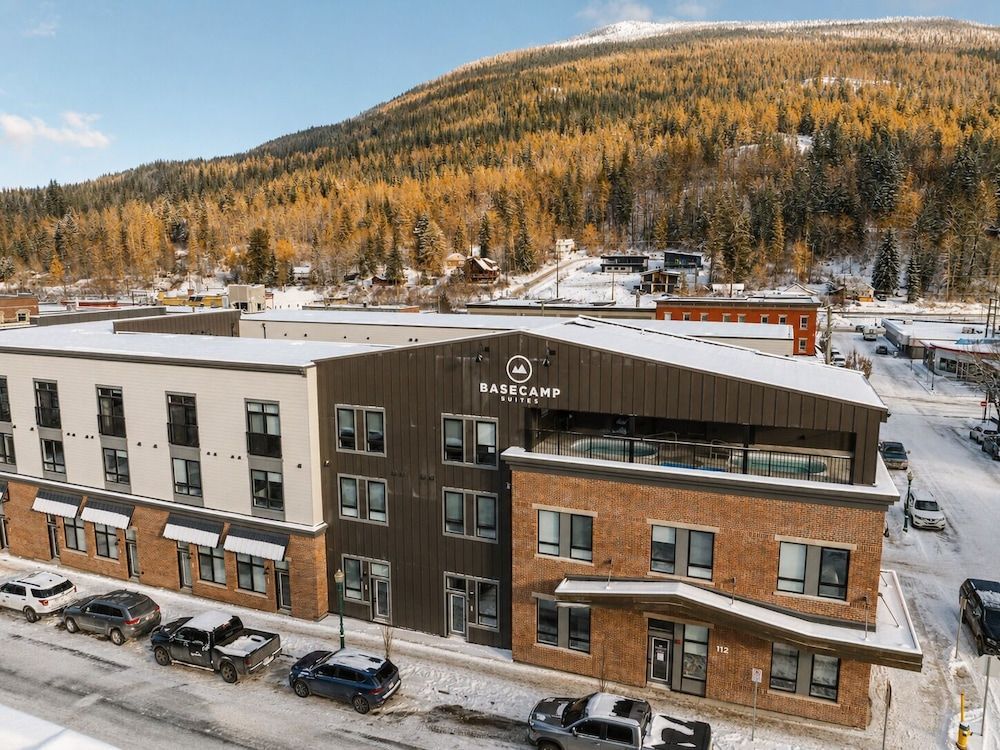 Basecamp Suites Revelstoke 1