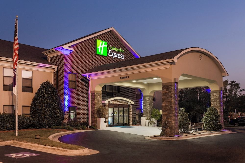 Holiday Inn Express PLYMOUTH by IHG 1