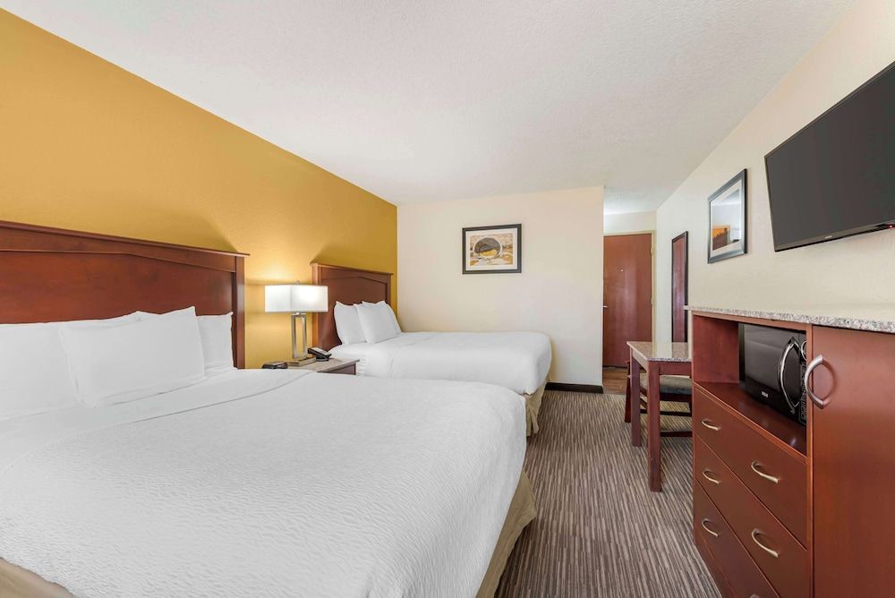 Best Western Executive Inn & Suites 1