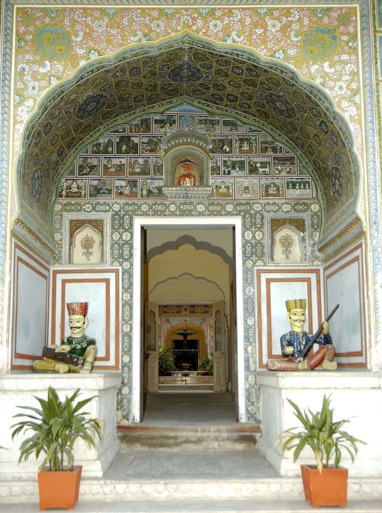 The Raj Palace (Small Luxury Hotels of the World) 2