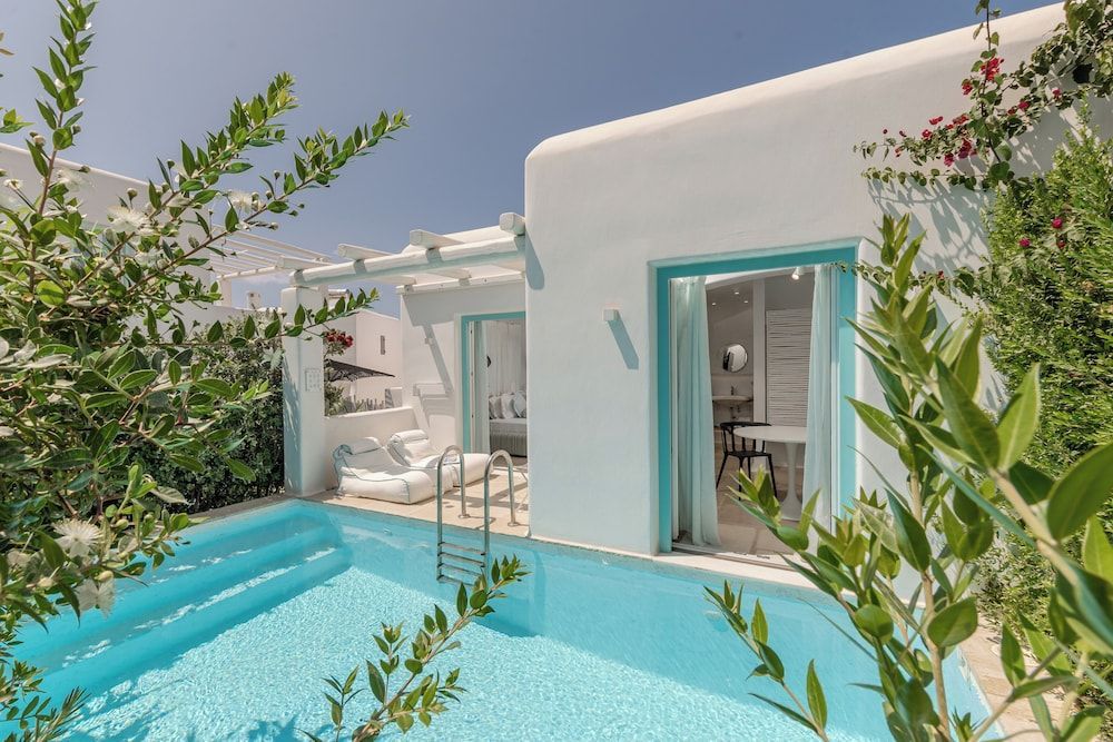 Majo Suites Hotel 1