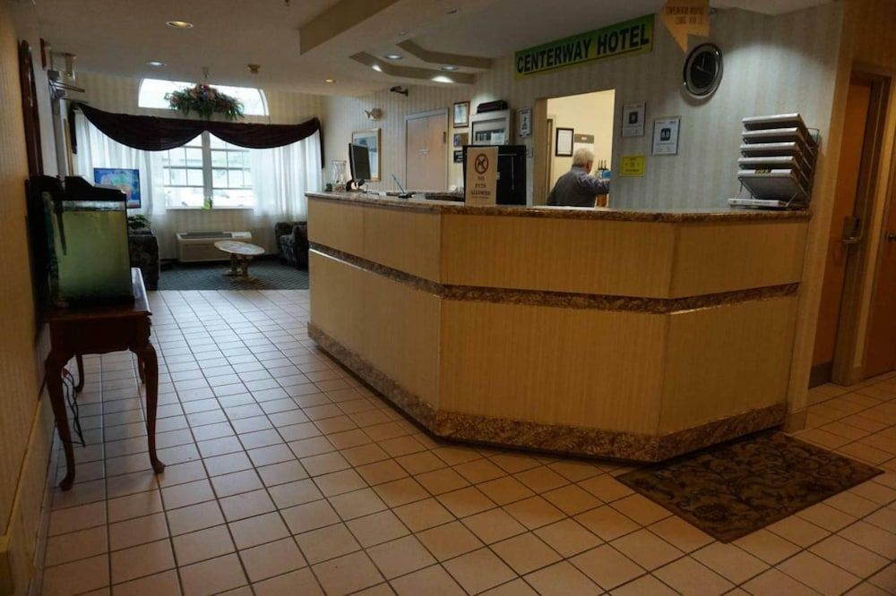 CenterWay Hotel Buffalo North Near University 2