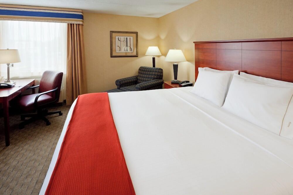 Holiday Inn Express RAMSEY-MAHWAH by IHG 1