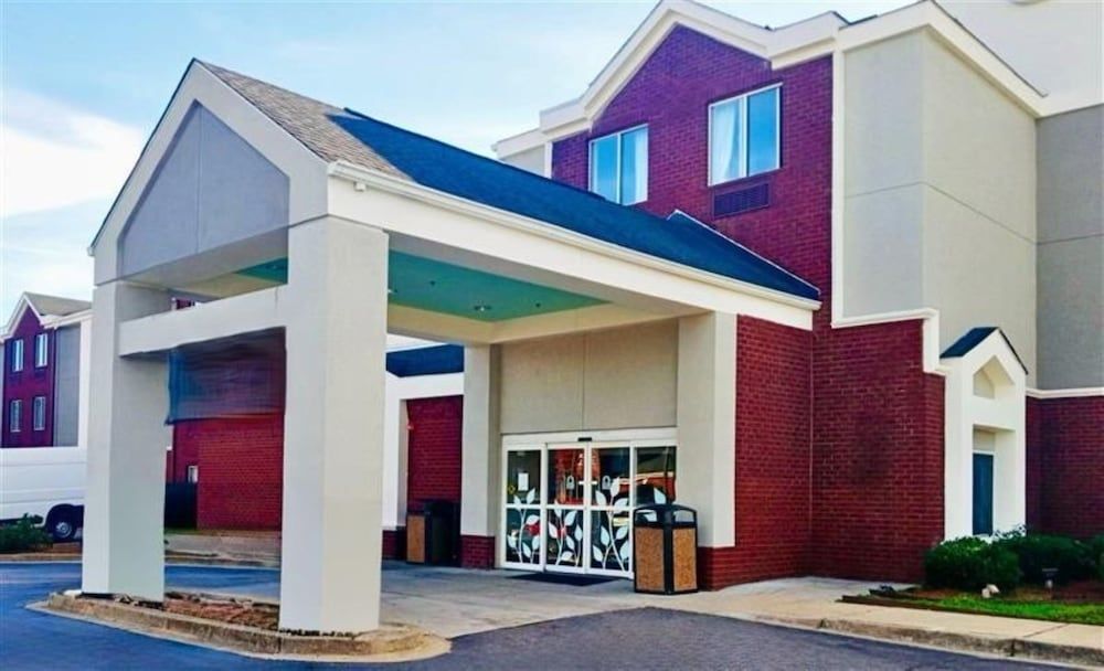 Garner Hotel Sumter Northwest by IHG 1