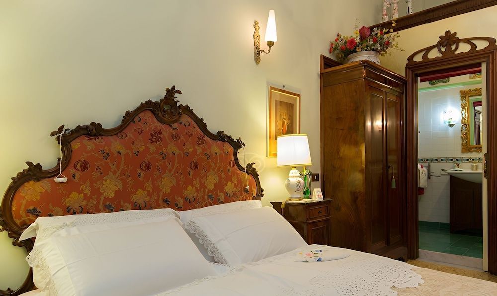 B&B Atmosfere Del Centro Storico 2