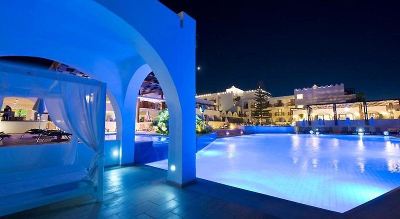 Oceanis Beach & Spa Resort 2