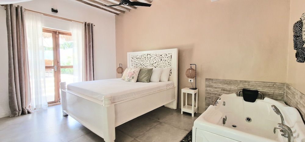 ARYA Boutique Resort 1