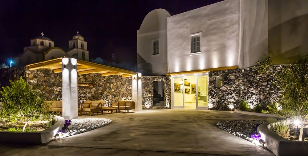 Oia Suites 2