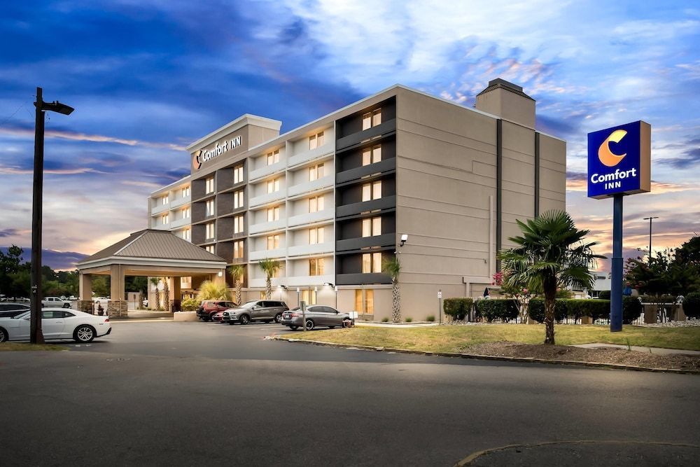 Comfort Inn University 1