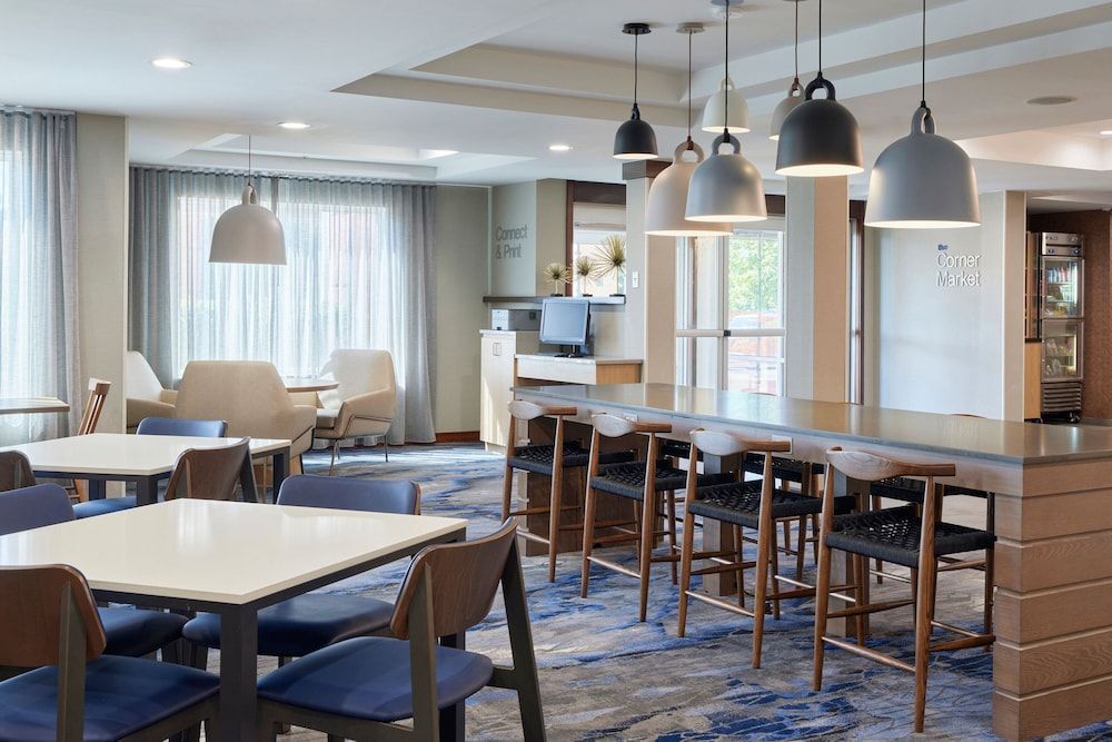 Fairfield Inn & Suites Burlington 1