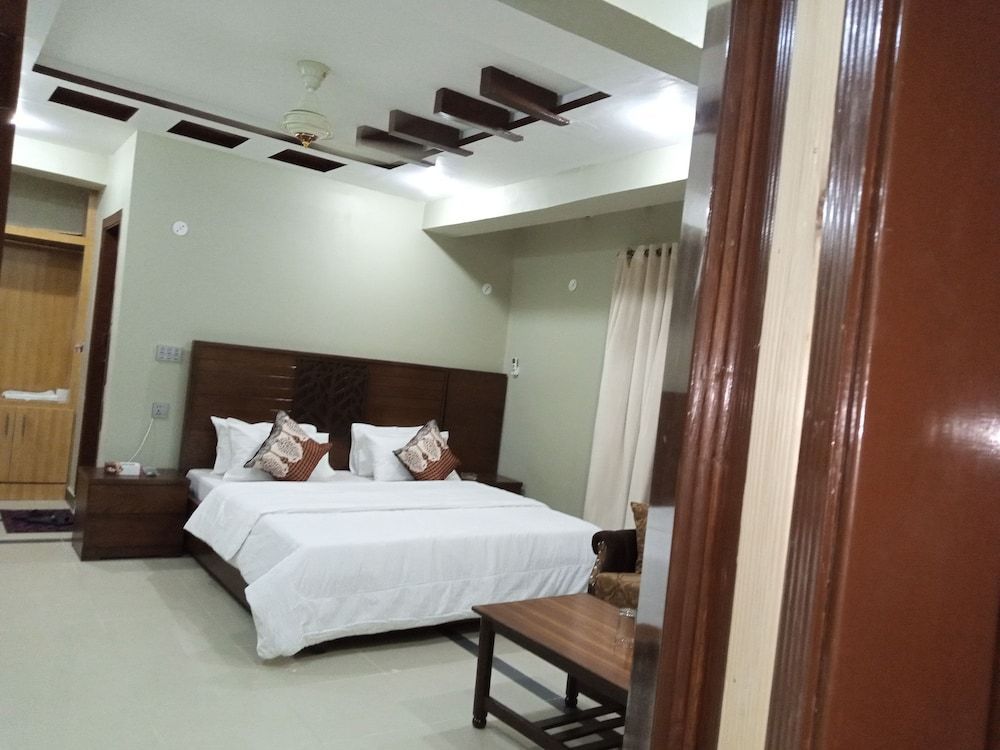 Hotel Almarkaz 1