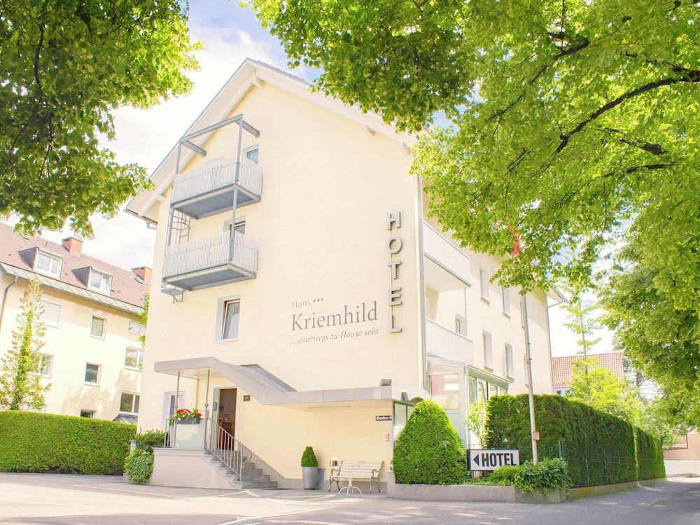 Hotel Kriemhild am Hirschgarten 1