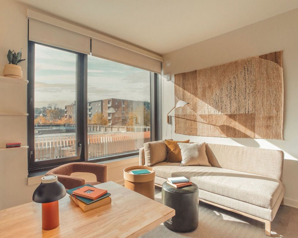 Scout Living PCM - Placemakr Atlanta, Apartments by Hilton 1