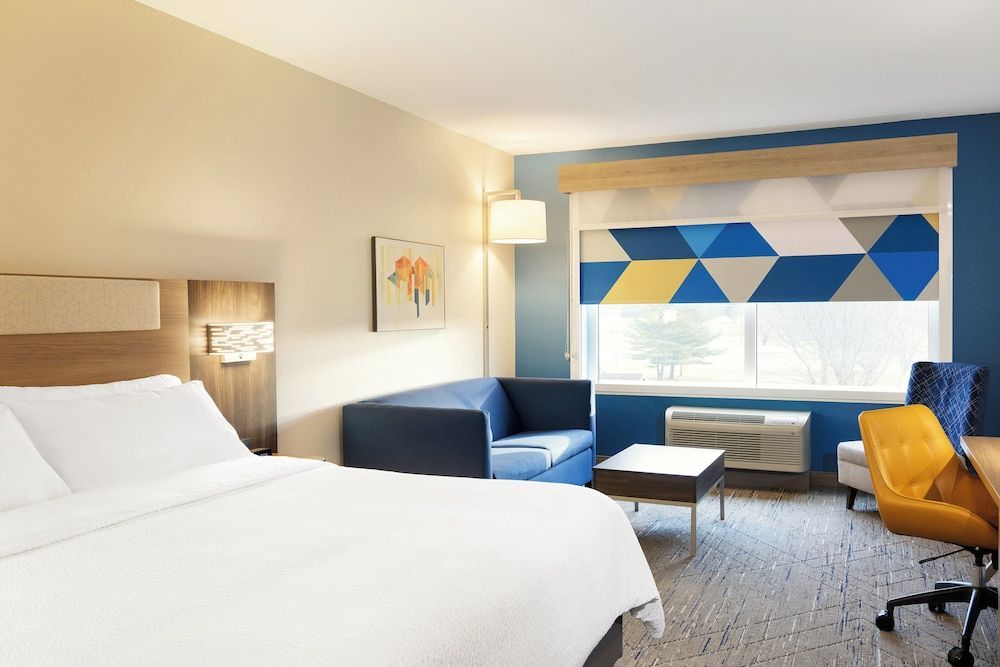 Holiday Inn Express & Suites Avon - Indianapolis by IHG 1