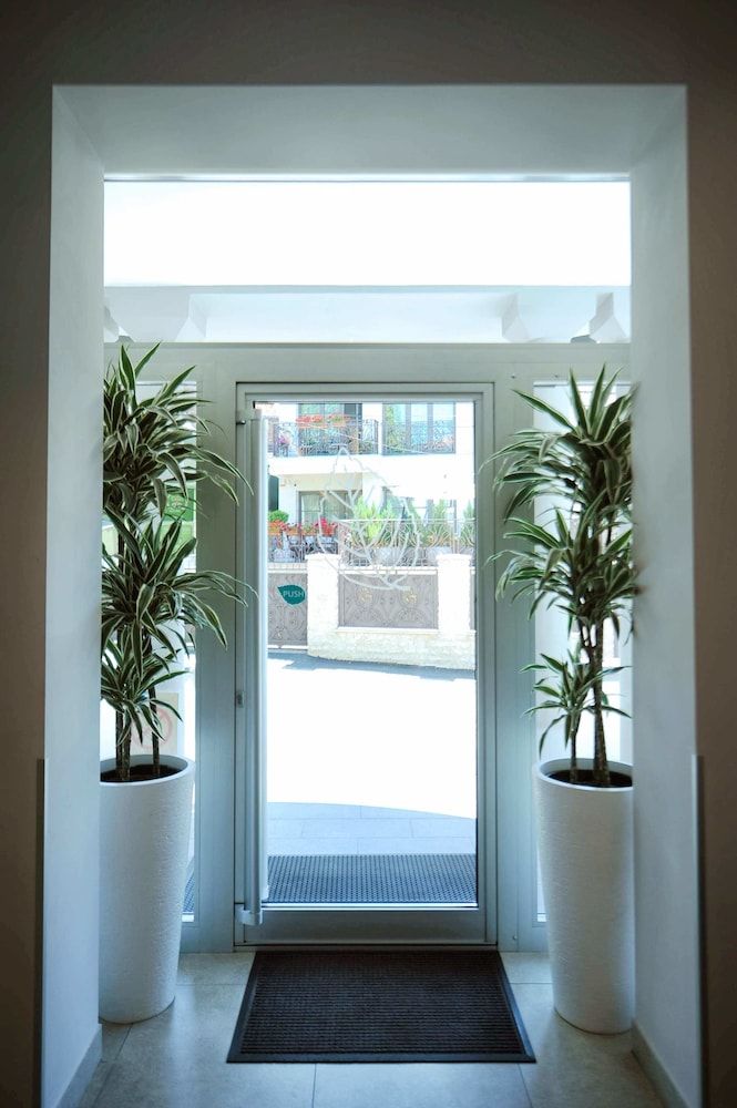 Garni Hotel Mint 2