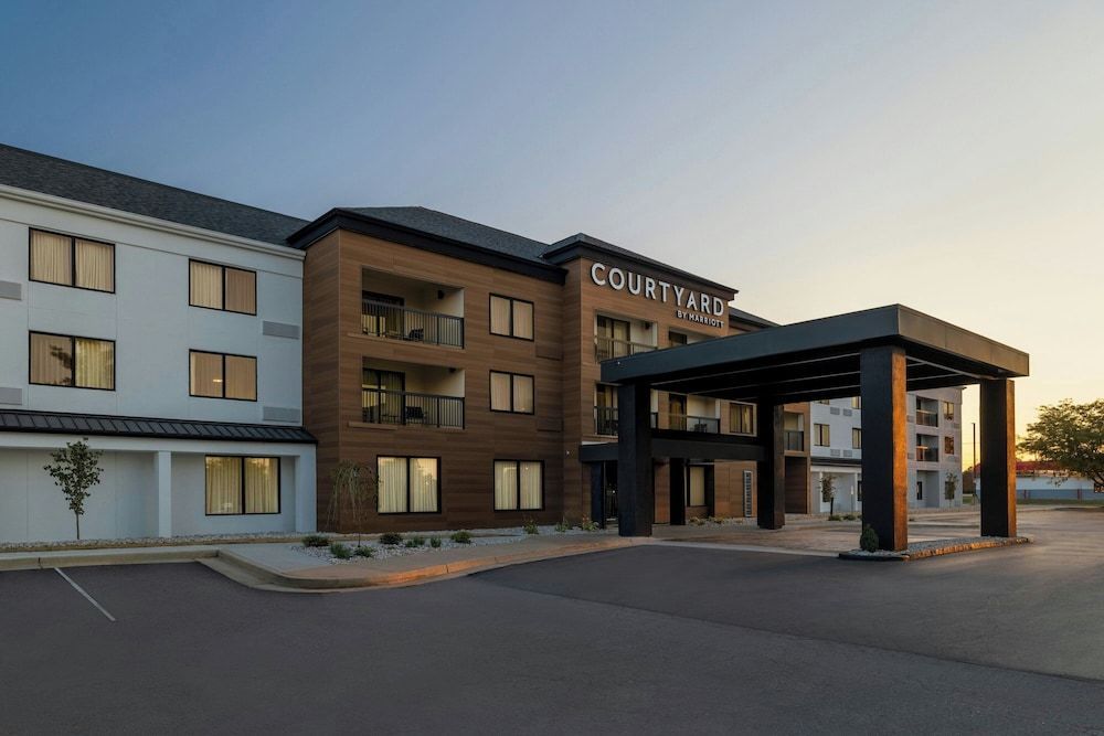 Courtyard by Marriott Kokomo 1