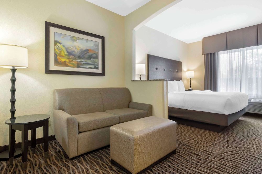 Best Western Plus Ellensburg Hotel 1