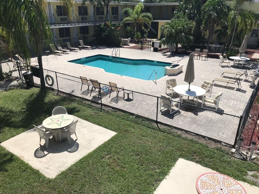 Key Largo Inn 1