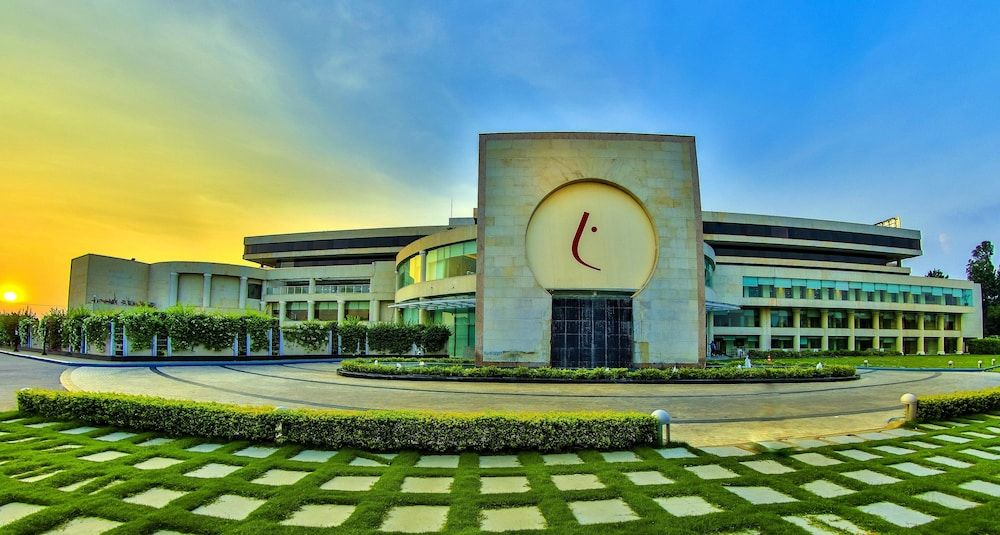 The Lalit Chandigarh 1