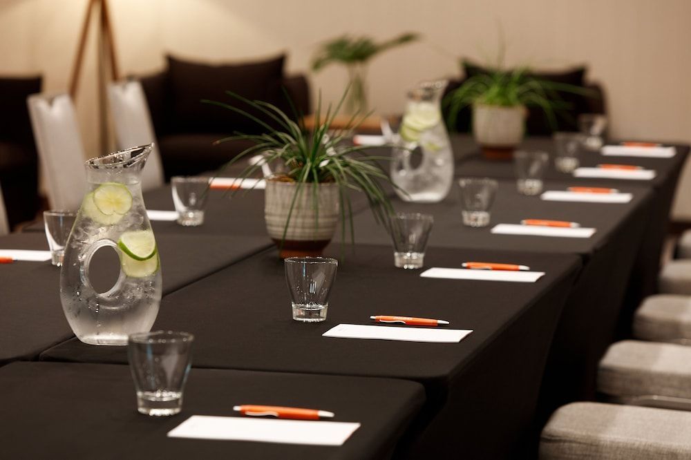 Kimpton OVERLAND HOTEL ATLANTA AIRPORT by IHG 2