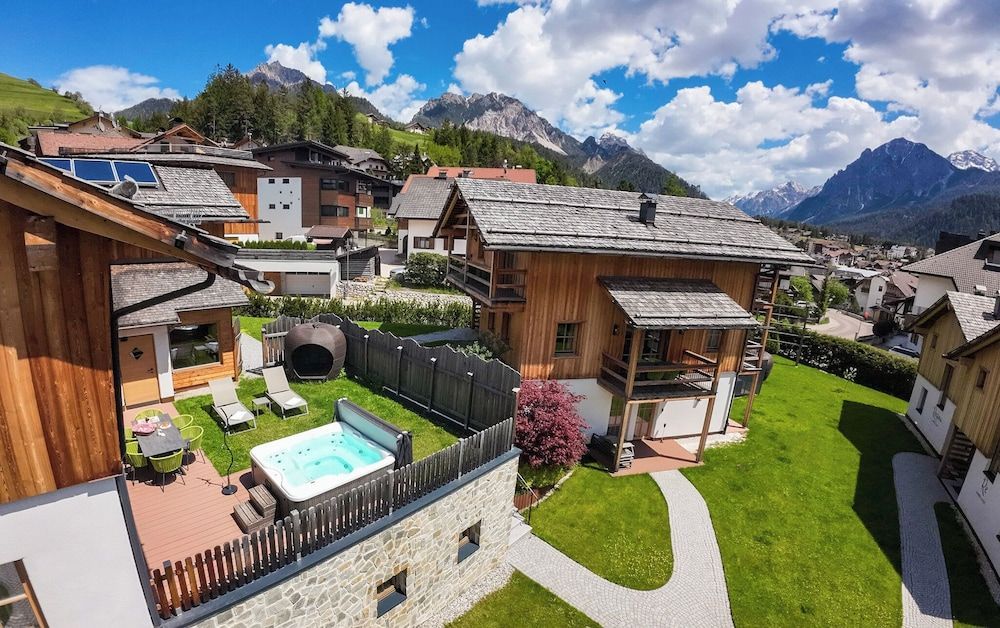 Liondes Chalets 1