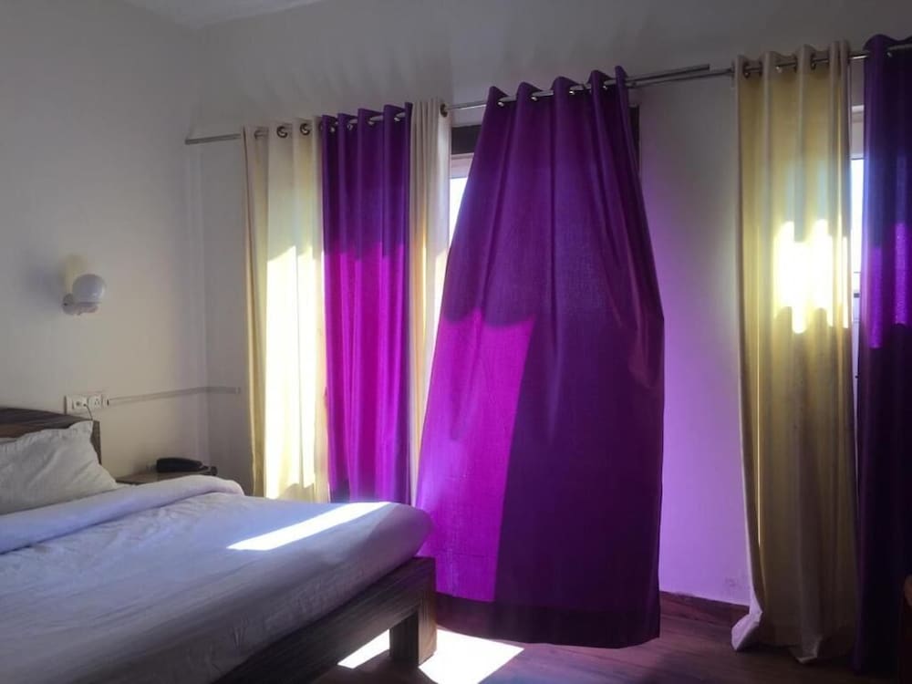 Valley View Inn 1