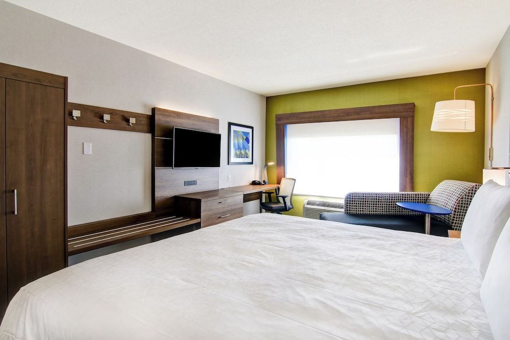 Holiday Inn Express & Suites TORONTO - MARKHAM by IHG 2