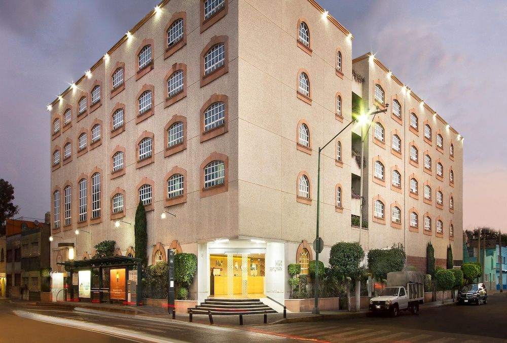 Hotel MX congreso CDMX, Trademark Collection by Wyndham 1