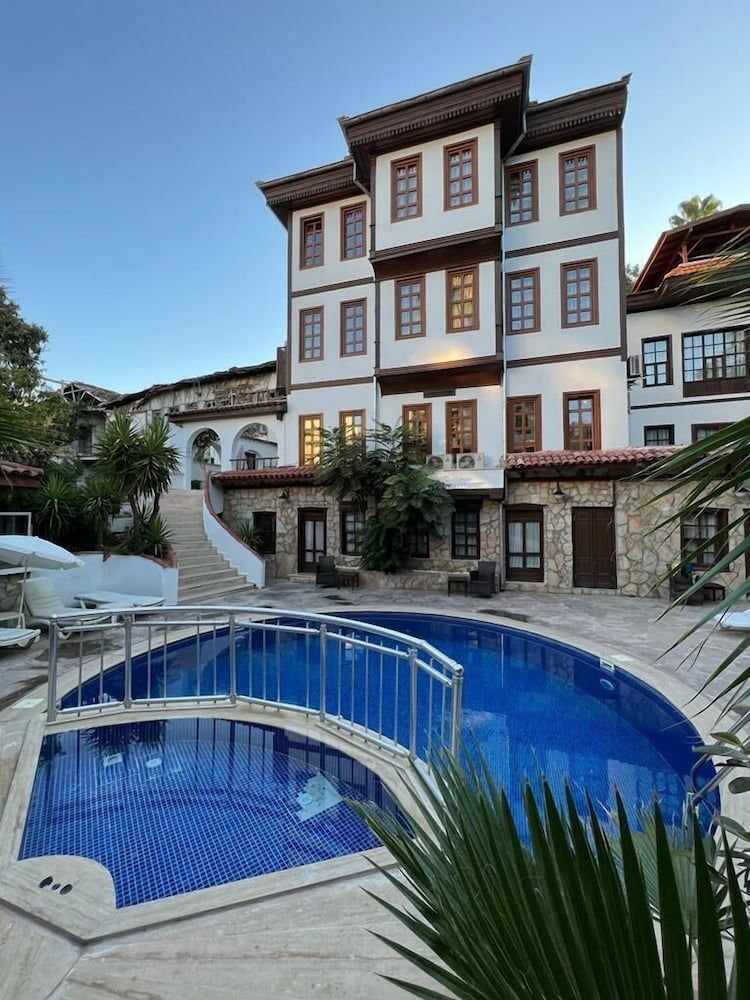 Argos Hotel - Adults Only 16 Plus 1