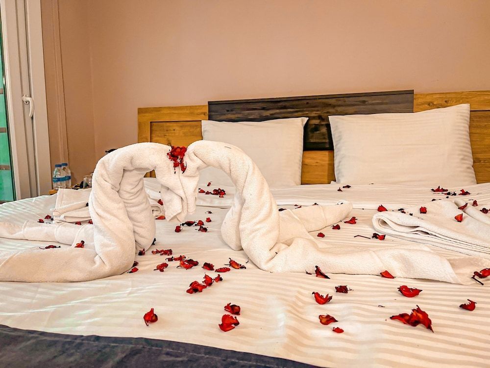 Life Artemis Otel 1