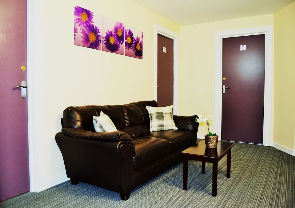 The Breadalbane Arms Room Only Hotel 2