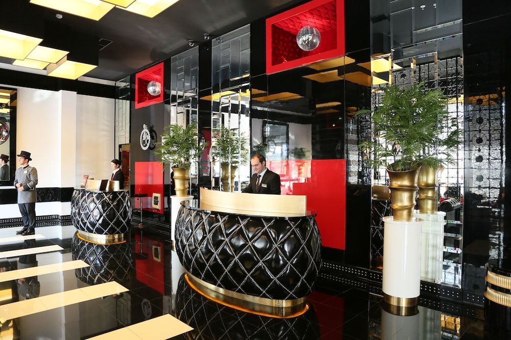 Ramada Hotel & Suites Sisli 1
