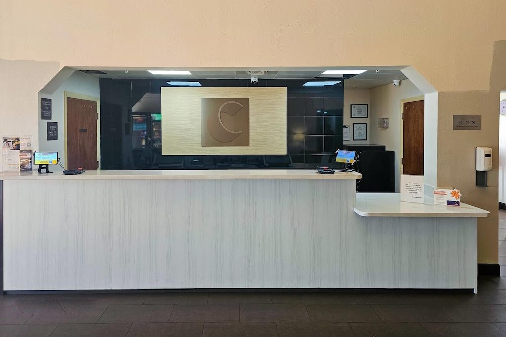 Comfort Inn & Suites Fort Lauderdale West Turnpike 1
