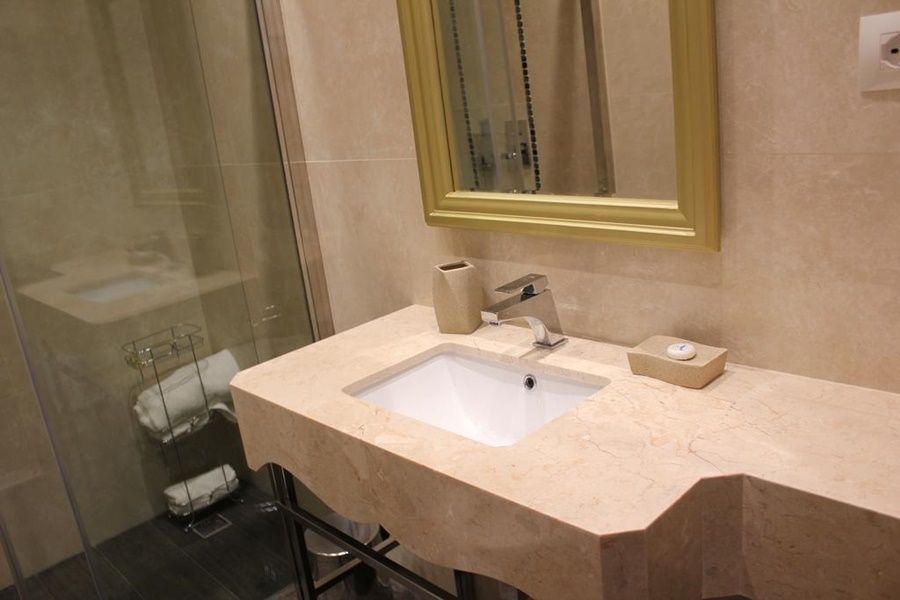Hotel Rezidenca Desaret 1