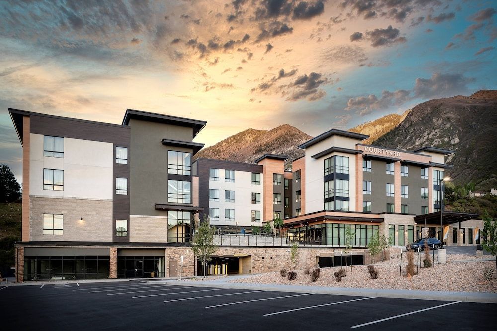 Courtyard by Marriott Salt Lake City Cottonwood 1