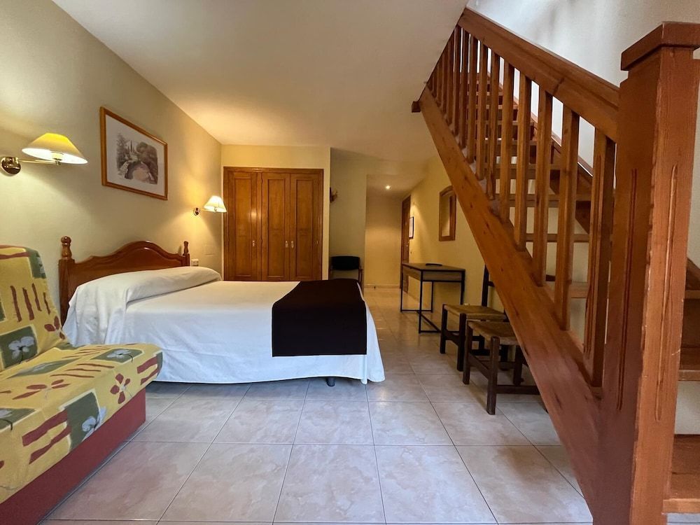 Hotel Joan Canejan 1