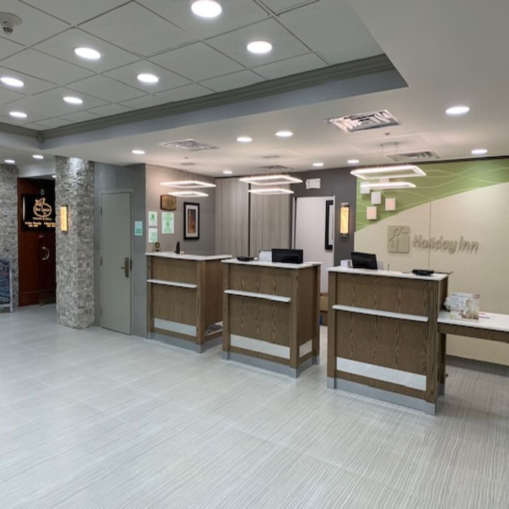 Holiday Inn & Suites CHICAGO NORTH SHORE (SKOKIE) by IHG 2