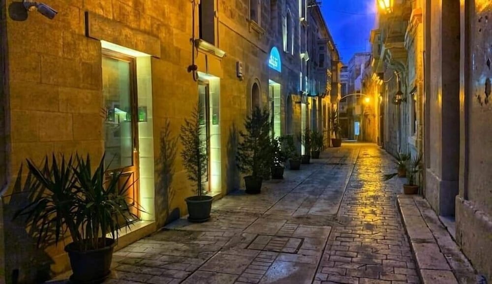 Adelphi Boutique Hotel 1