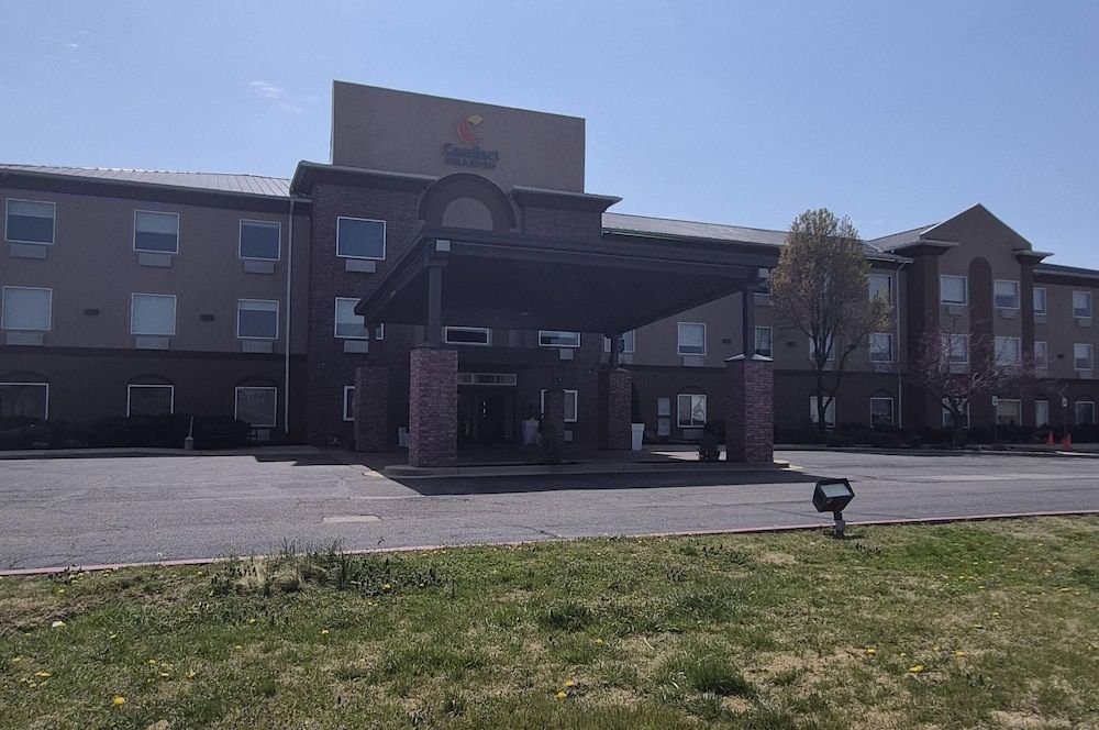 Comfort Inn & Suites Miami - Route 66 1