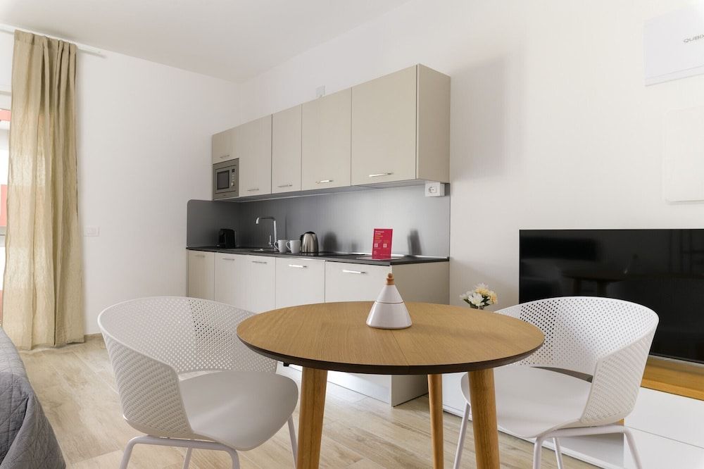 Palazzo Murat - Apartment With City View by Wonderful Italy 2