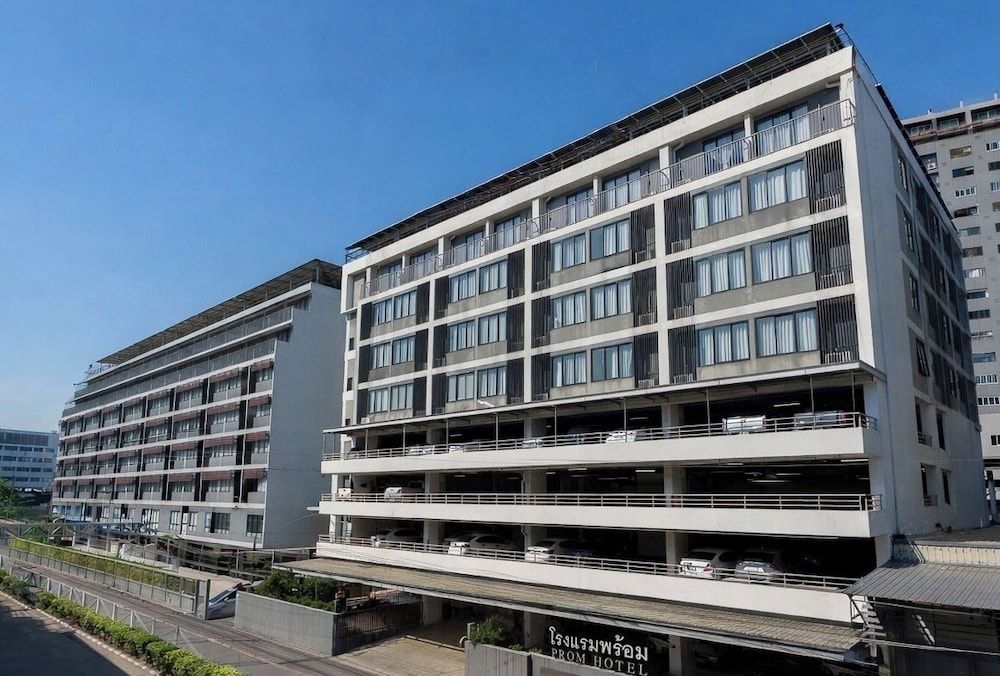 Prom Thailand Cultural Centre Hotel Anex2 1